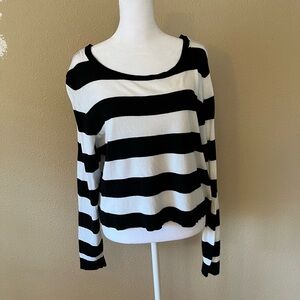 Black and White Striped Women's Crop Top